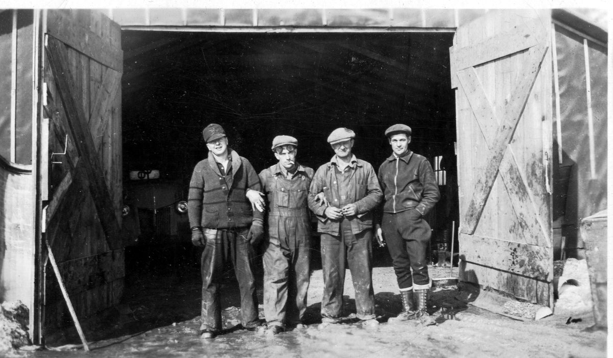 Ouvriers en tenue de travail, Ontario, 1940