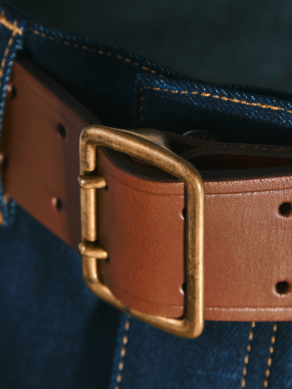 Full-grain cowhide leather belt 