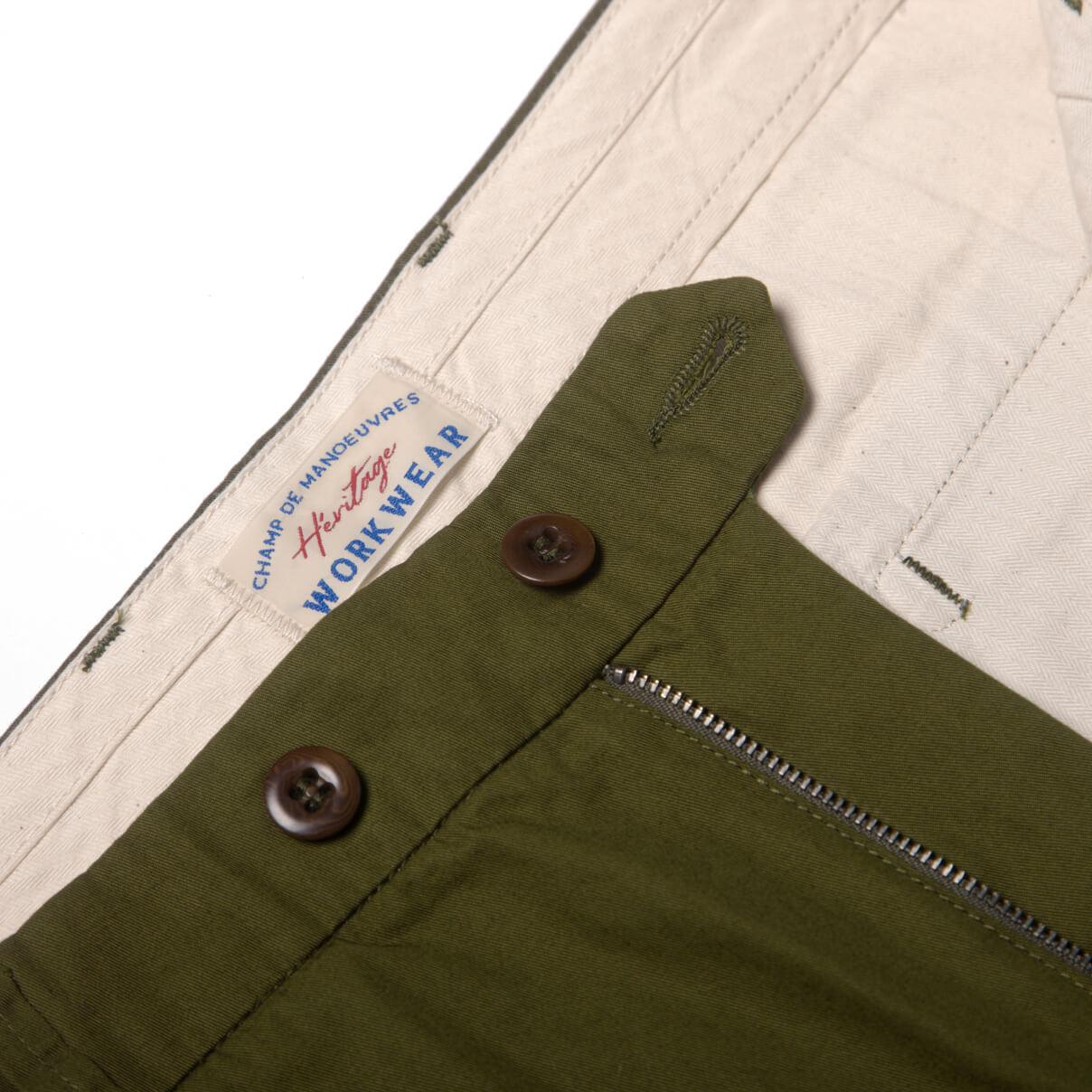 Chino Gabardine Olive - Champ de Manoeuvres 
