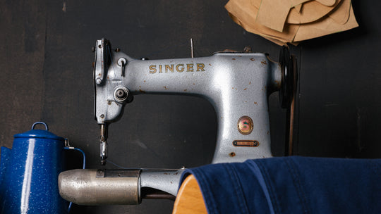 darning-machine_singer47W70_atelier_champ_de_manoeuvres_toulouse_madeinfrance - Champ de Manoeuvres 