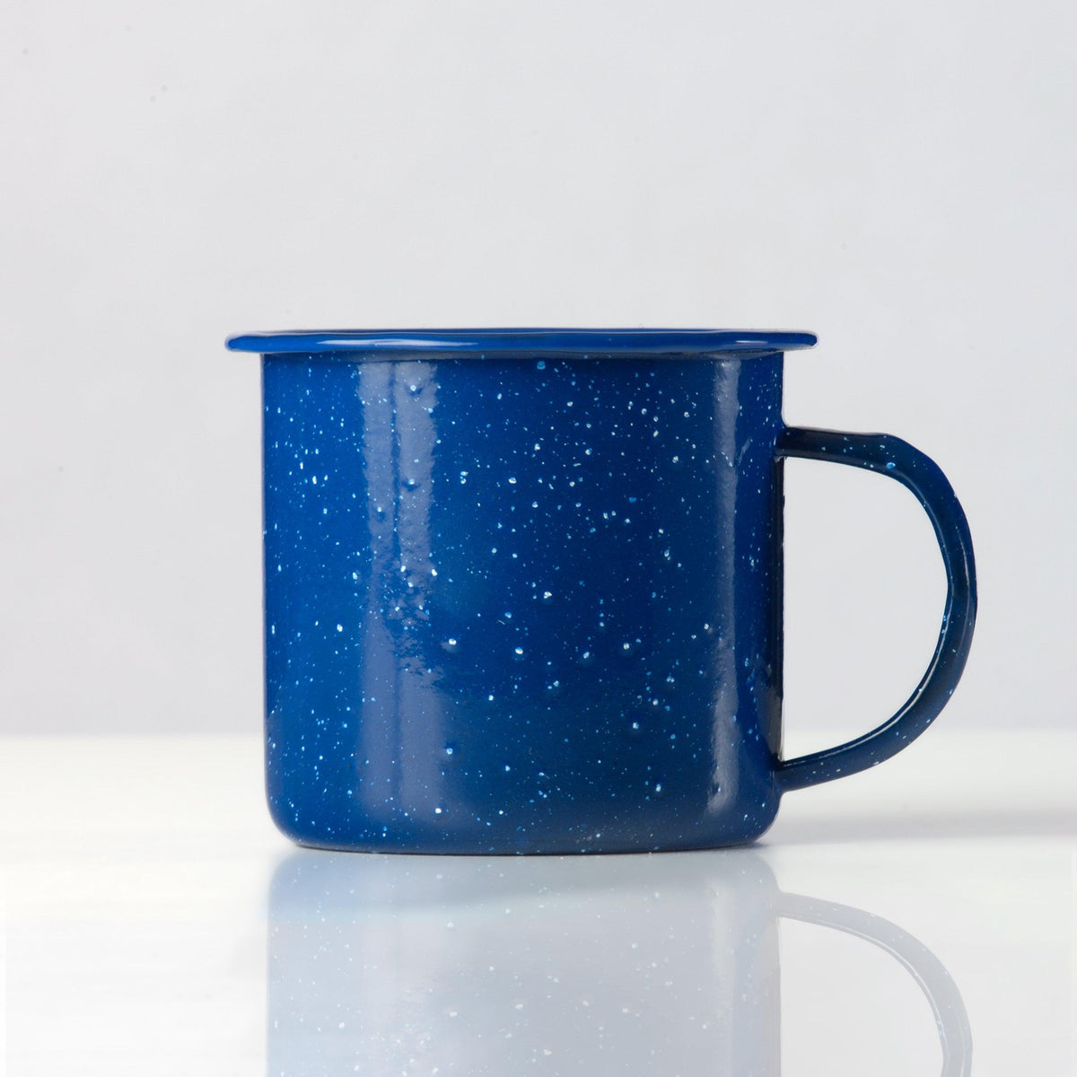Mug émaillé vintage