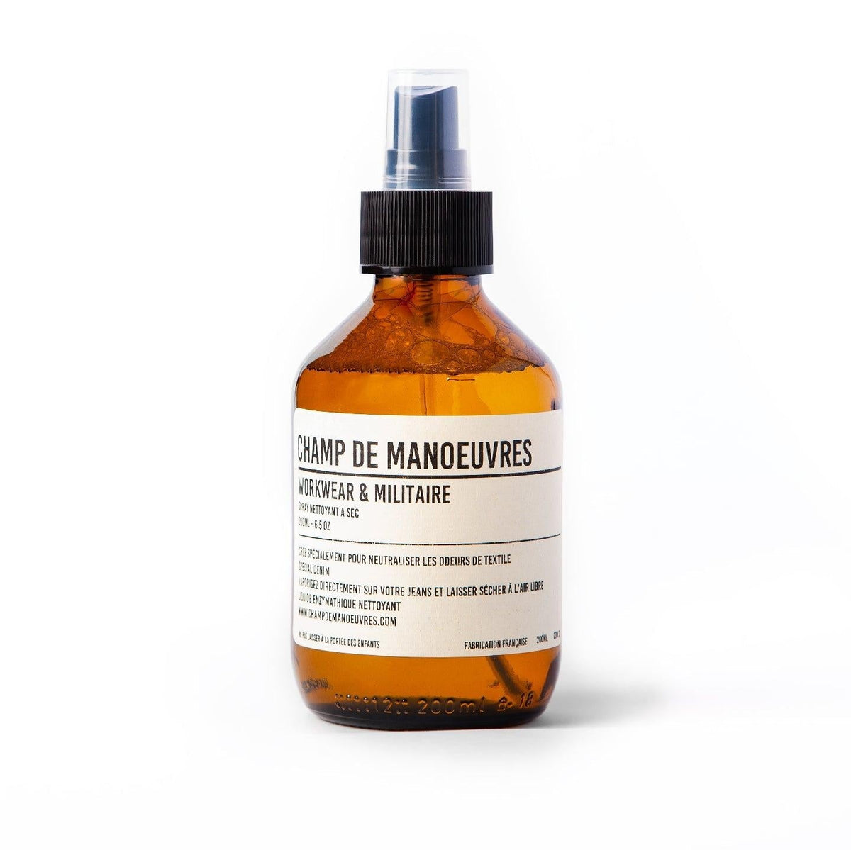 Spray anti-odeur pour jeans Champ de Manoeuvres, flacon de verre ambré à vaporisateur, étiquette Workwear & Militaire