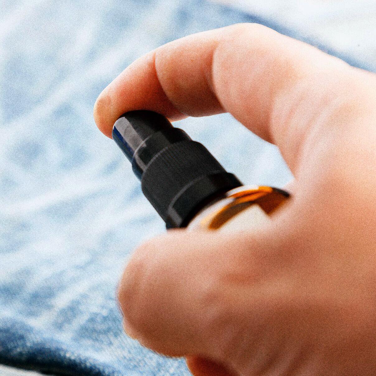 SPRAY ANTI-ODEUR JEANS - Champ de Manoeuvres 