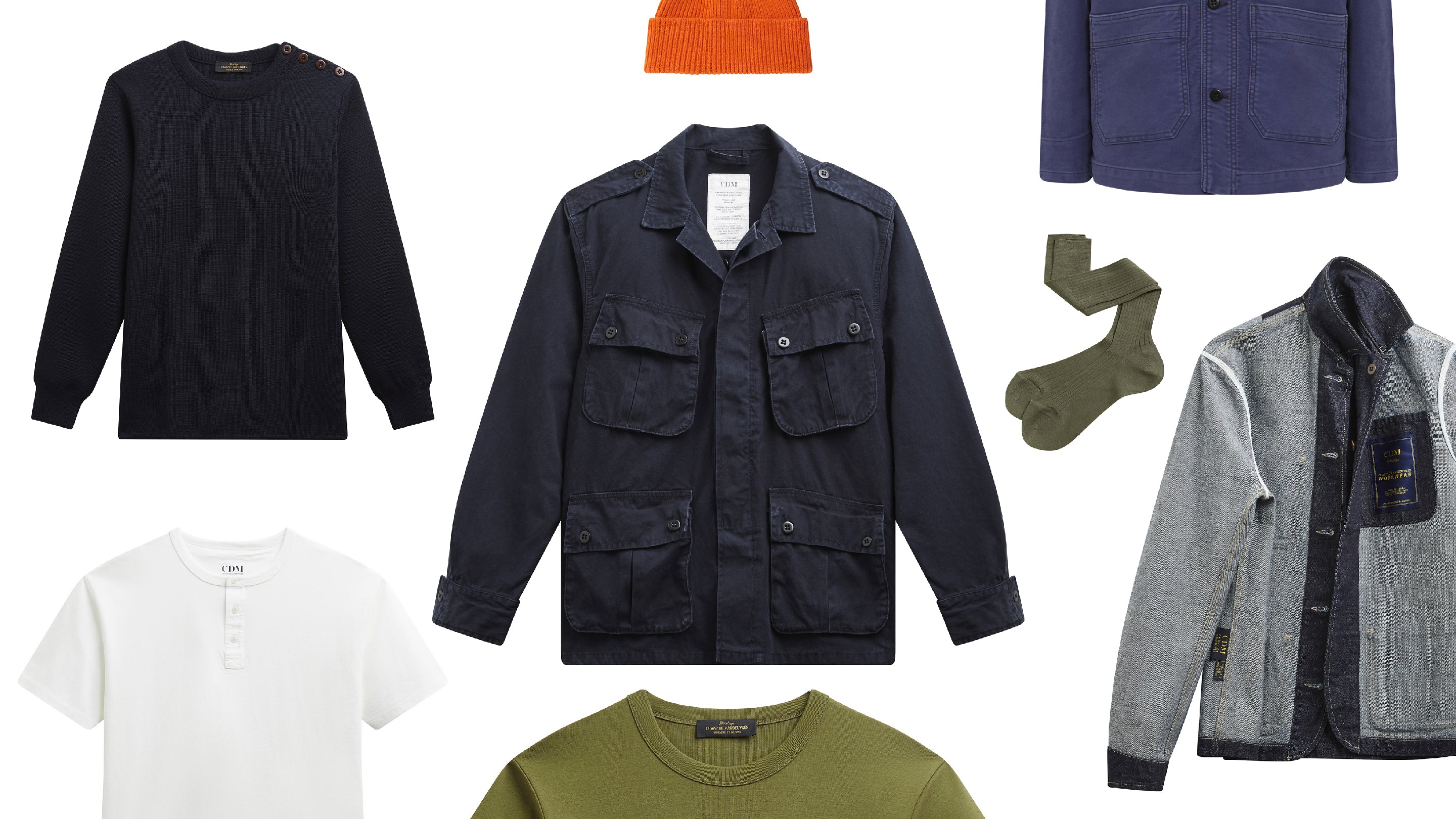 Sélection de vêtements Champ de Manoeuvres pour la carte-cadeau : henley, veste militaire, sweatshirt kaki, bonnet orange et chaussettes